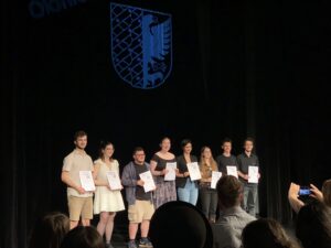 b2 (12)